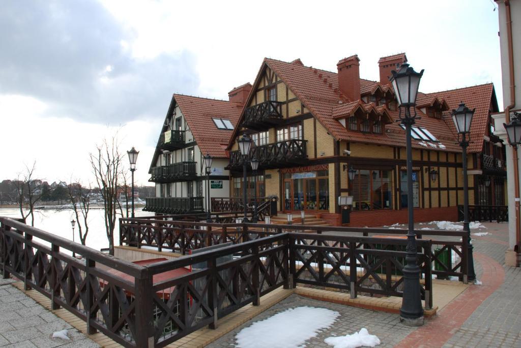 Mikolajki Apartamenty エクステリア 写真